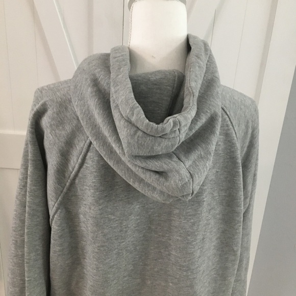 H&M Divide, pull over, gray, long sleeve, Hooded sweatshirt,Size medium - Picture 7 of 10